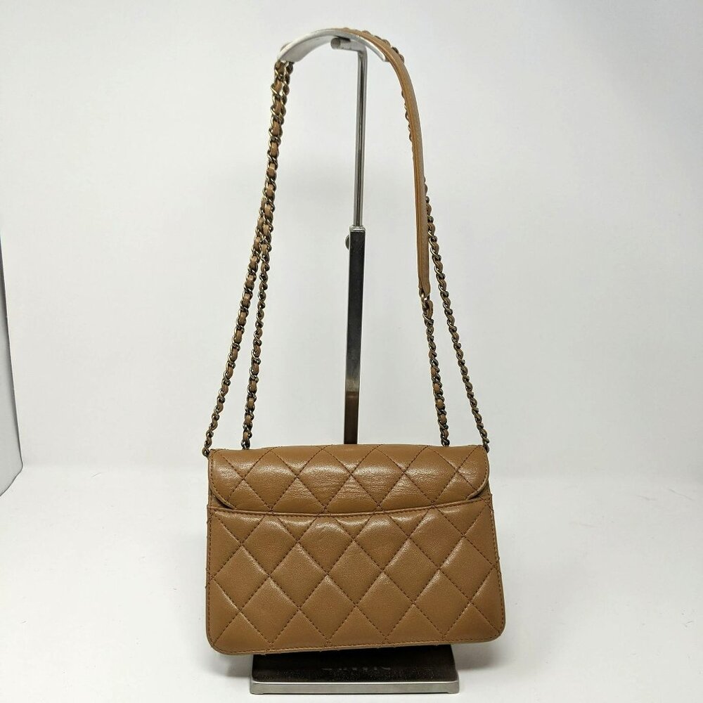 Chanel Flap Bag Tan Beauty Lock Chain Strap Shoulder Quilted Crossbody - Picture 6 of 16